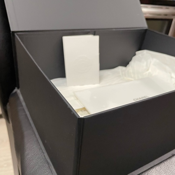 Chanel Tiffany boxes - Picture 2 of 13